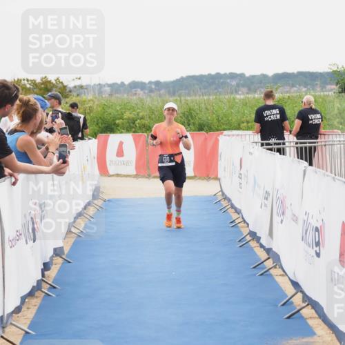 22.06.2025 - Viking Triathlon MichiJ http://msf.ph/oto/8085379 22.06.2025 16:13:26 Ziel 130 meine-sportfotos.de