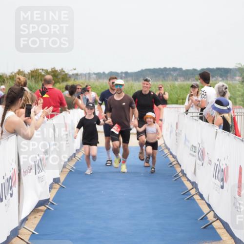 22.06.2025 - Viking Triathlon MichiJ http://msf.ph/oto/8085385 22.06.2025 14:52:11 Ziel 645 meine-sportfotos.de