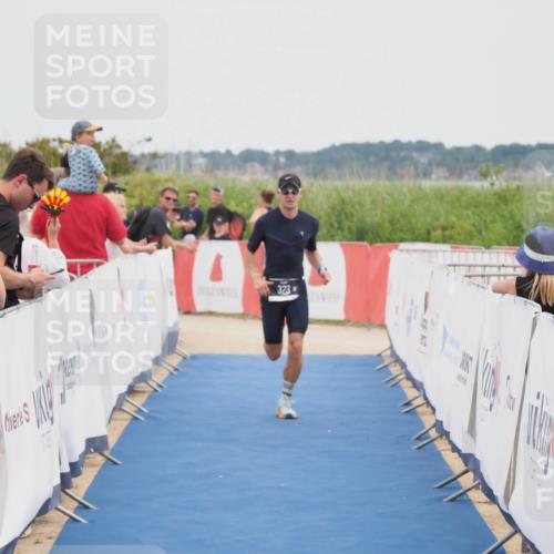 22.06.2025 - Viking Triathlon MichiJ http://msf.ph/oto/8085412 22.06.2025 14:45:36 Ziel 323 meine-sportfotos.de
