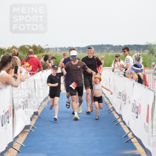 22.06.2025 - Viking Triathlon MichiJ http://msf.ph/oto/8085430 22.06.2025 14:52:12 Ziel 420, 645 meine-sportfotos.de