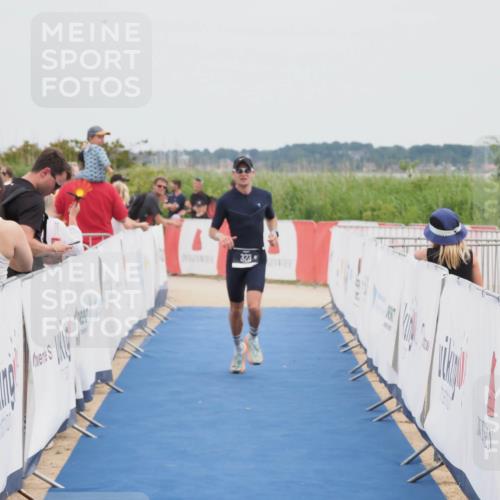 22.06.2025 - Viking Triathlon MichiJ http://msf.ph/oto/8085443 22.06.2025 14:45:36 Ziel 323 meine-sportfotos.de