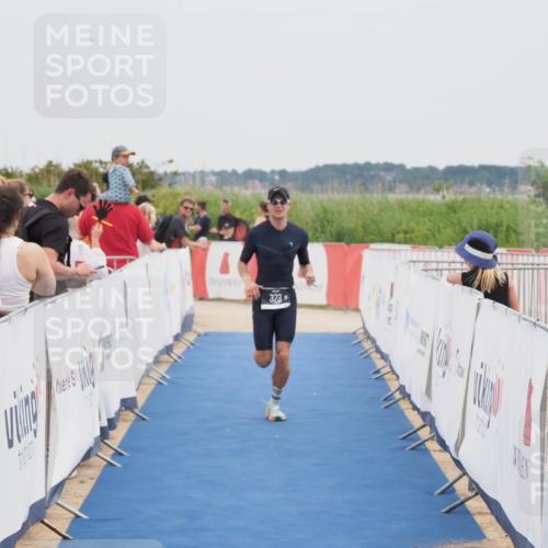 22.06.2025 - Viking Triathlon MichiJ http://msf.ph/oto/8085457 22.06.2025 14:45:37 Ziel 323 meine-sportfotos.de