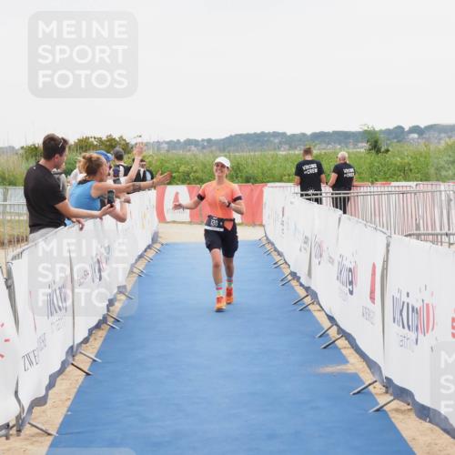 22.06.2025 - Viking Triathlon MichiJ http://msf.ph/oto/8085469 22.06.2025 16:13:28 Ziel 130 meine-sportfotos.de