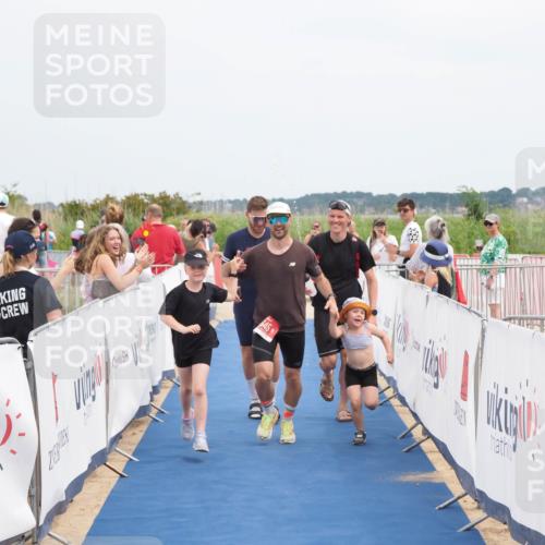 22.06.2025 - Viking Triathlon MichiJ http://msf.ph/oto/8085477 22.06.2025 14:52:13 Ziel 420, 645 meine-sportfotos.de