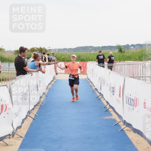 22.06.2025 - Viking Triathlon MichiJ http://msf.ph/oto/8085487 22.06.2025 16:13:28 Ziel 130 meine-sportfotos.de