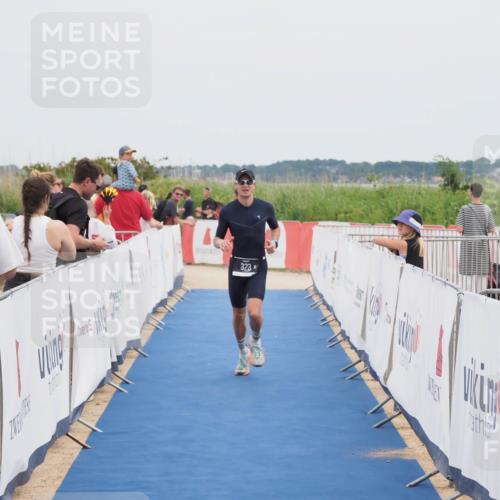 22.06.2025 - Viking Triathlon MichiJ http://msf.ph/oto/8085490 22.06.2025 14:45:37 Ziel 323 meine-sportfotos.de