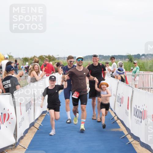 22.06.2025 - Viking Triathlon MichiJ http://msf.ph/oto/8085509 22.06.2025 14:52:14 Ziel 420, 645 meine-sportfotos.de