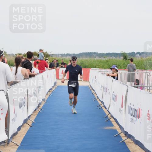 22.06.2025 - Viking Triathlon MichiJ http://msf.ph/oto/8085513 22.06.2025 14:45:37 Ziel 323 meine-sportfotos.de