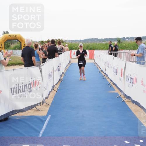 22.06.2025 - Viking Triathlon MichiJ http://msf.ph/oto/8085524 22.06.2025 16:21:27 Ziel 143 meine-sportfotos.de
