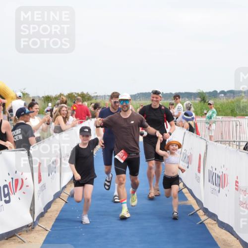22.06.2025 - Viking Triathlon MichiJ http://msf.ph/oto/8085529 22.06.2025 14:52:14 Ziel 420, 645 meine-sportfotos.de