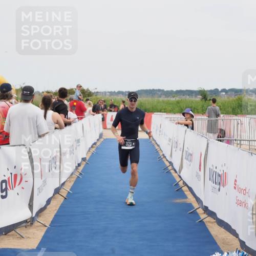 22.06.2025 - Viking Triathlon MichiJ http://msf.ph/oto/8085544 22.06.2025 14:45:38 Ziel 323 meine-sportfotos.de