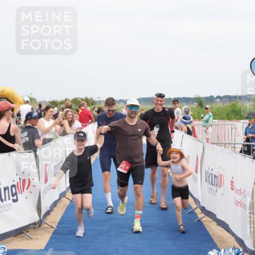 22.06.2025 - Viking Triathlon MichiJ http://msf.ph/oto/8085555 22.06.2025 14:52:15 Ziel 420, 645 meine-sportfotos.de