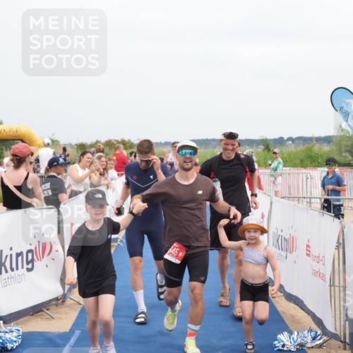 22.06.2025 - Viking Triathlon MichiJ http://msf.ph/oto/8085602 22.06.2025 14:52:15 Ziel 420, 645 meine-sportfotos.de