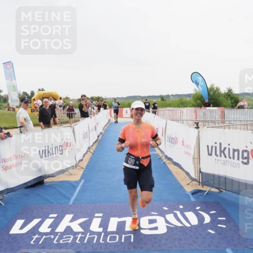 22.06.2025 - Viking Triathlon MichiJ http://msf.ph/oto/8085637 22.06.2025 16:13:31 Ziel 130, 467 meine-sportfotos.de