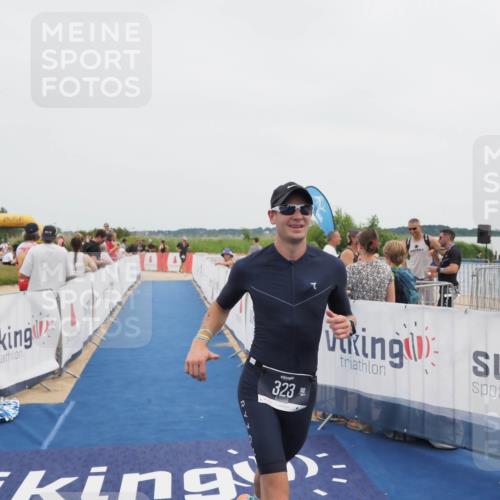 22.06.2025 - Viking Triathlon MichiJ http://msf.ph/oto/8085642 22.06.2025 14:45:40 Ziel 323 meine-sportfotos.de