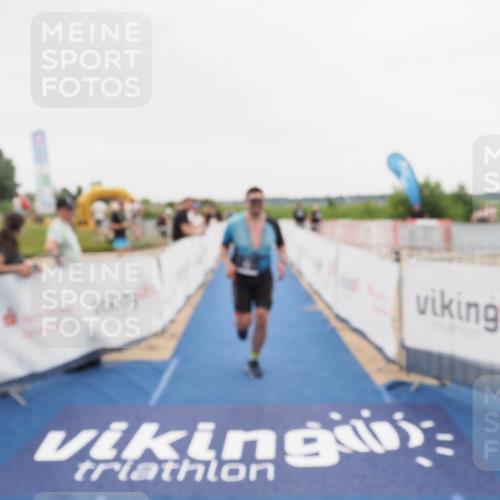 22.06.2025 - Viking Triathlon MichiJ http://msf.ph/oto/8085773 22.06.2025 16:13:36 Ziel 76, 467 meine-sportfotos.de