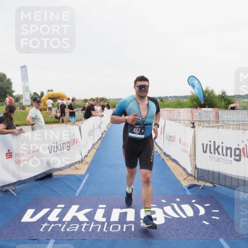 22.06.2025 - Viking Triathlon MichiJ http://msf.ph/oto/8085800 22.06.2025 16:13:36 Ziel 76, 467 meine-sportfotos.de