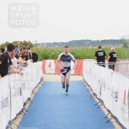22.06.2025 - Viking Triathlon MichiJ http://msf.ph/oto/8085820 22.06.2025 16:13:40 Ziel 76, 467 meine-sportfotos.de