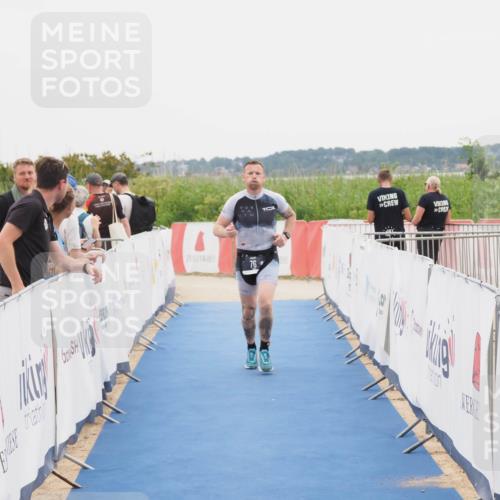 22.06.2025 - Viking Triathlon MichiJ http://msf.ph/oto/8085843 22.06.2025 16:13:40 Ziel 76, 467 meine-sportfotos.de