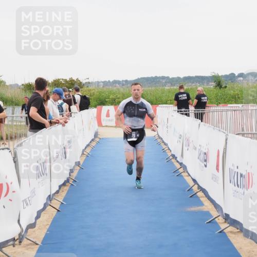 22.06.2025 - Viking Triathlon MichiJ http://msf.ph/oto/8085892 22.06.2025 16:13:41 Ziel 76 meine-sportfotos.de