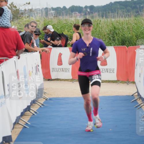 22.06.2025 - Viking Triathlon MichiJ http://msf.ph/oto/8085936 22.06.2025 14:47:01 Ziel 299 meine-sportfotos.de