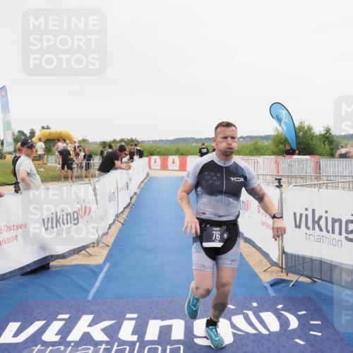 22.06.2025 - Viking Triathlon MichiJ http://msf.ph/oto/8086005 22.06.2025 16:13:44 Ziel 76 meine-sportfotos.de