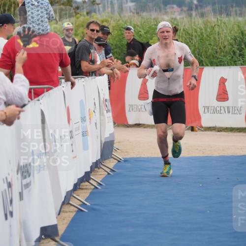 22.06.2025 - Viking Triathlon MichiJ http://msf.ph/oto/8086068 22.06.2025 14:47:37 Ziel 556 meine-sportfotos.de