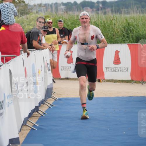 22.06.2025 - Viking Triathlon MichiJ http://msf.ph/oto/8086091 22.06.2025 14:47:37 Ziel 556 meine-sportfotos.de