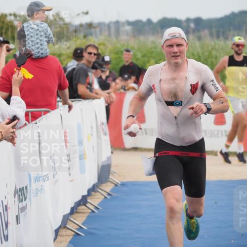 22.06.2025 - Viking Triathlon MichiJ http://msf.ph/oto/8086155 22.06.2025 14:47:38 Ziel 556 meine-sportfotos.de