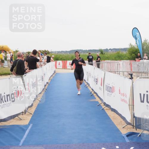 22.06.2025 - Viking Triathlon MichiJ http://msf.ph/oto/8086185 22.06.2025 16:14:53 Ziel 408 meine-sportfotos.de