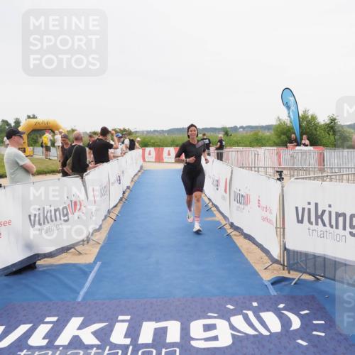 22.06.2025 - Viking Triathlon MichiJ http://msf.ph/oto/8086233 22.06.2025 16:14:54 Ziel 408 meine-sportfotos.de