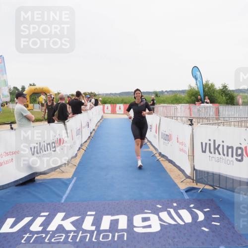 22.06.2025 - Viking Triathlon MichiJ http://msf.ph/oto/8086252 22.06.2025 16:14:55 Ziel 408 meine-sportfotos.de