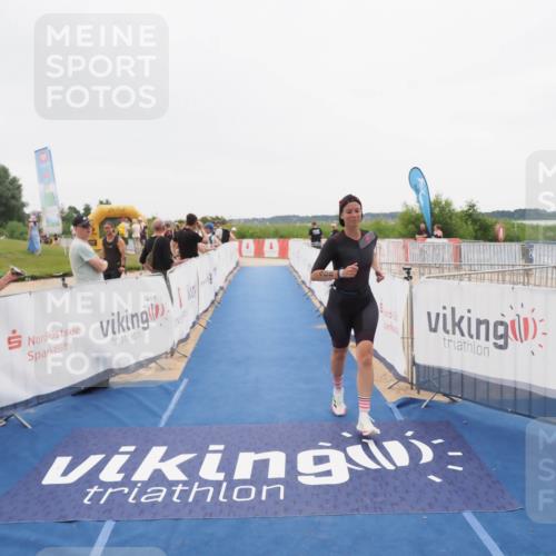 22.06.2025 - Viking Triathlon MichiJ http://msf.ph/oto/8086299 22.06.2025 16:14:56 Ziel 408 meine-sportfotos.de