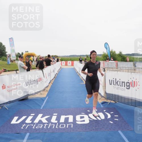 22.06.2025 - Viking Triathlon MichiJ http://msf.ph/oto/8086305 22.06.2025 16:14:56 Ziel 408 meine-sportfotos.de