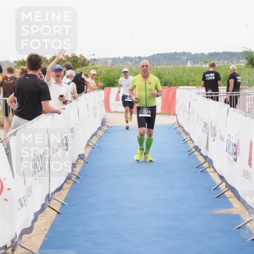 22.06.2025 - Viking Triathlon MichiJ http://msf.ph/oto/8086616 22.06.2025 16:16:49 Ziel 263, 459 meine-sportfotos.de