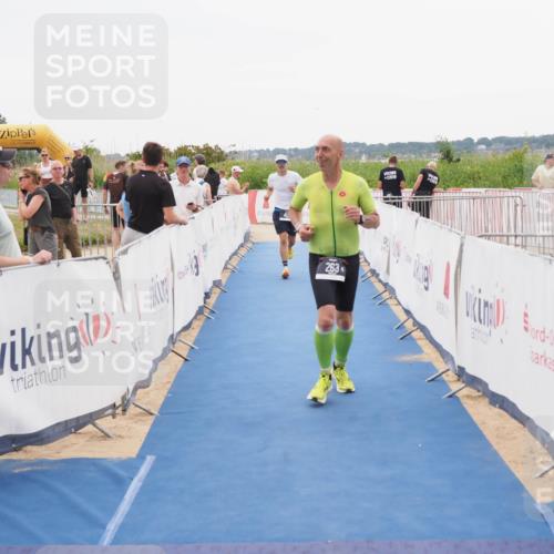 22.06.2025 - Viking Triathlon MichiJ http://msf.ph/oto/8086713 22.06.2025 16:16:51 Ziel 263, 459 meine-sportfotos.de