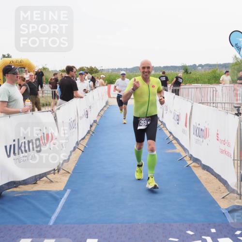 22.06.2025 - Viking Triathlon MichiJ http://msf.ph/oto/8086732 22.06.2025 16:16:52 Ziel 263, 459 meine-sportfotos.de