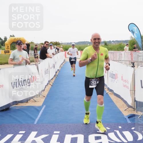 22.06.2025 - Viking Triathlon MichiJ http://msf.ph/oto/8086761 22.06.2025 16:16:52 Ziel 263, 459 meine-sportfotos.de
