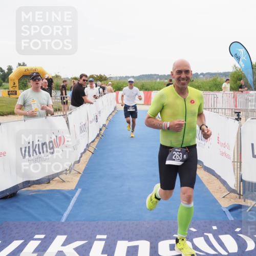 22.06.2025 - Viking Triathlon MichiJ http://msf.ph/oto/8086767 22.06.2025 16:16:53 Ziel 263, 459 meine-sportfotos.de