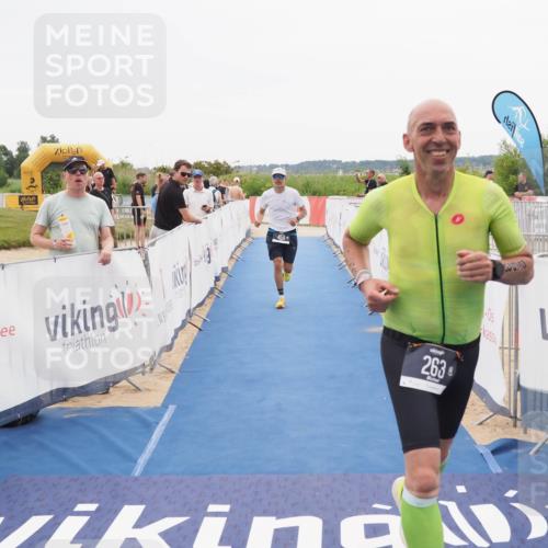 22.06.2025 - Viking Triathlon MichiJ http://msf.ph/oto/8086781 22.06.2025 16:16:53 Ziel 263, 459 meine-sportfotos.de