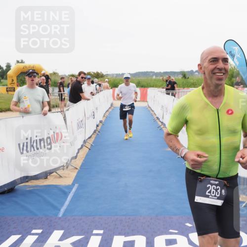 22.06.2025 - Viking Triathlon MichiJ http://msf.ph/oto/8086786 22.06.2025 16:16:53 Ziel 263, 459 meine-sportfotos.de