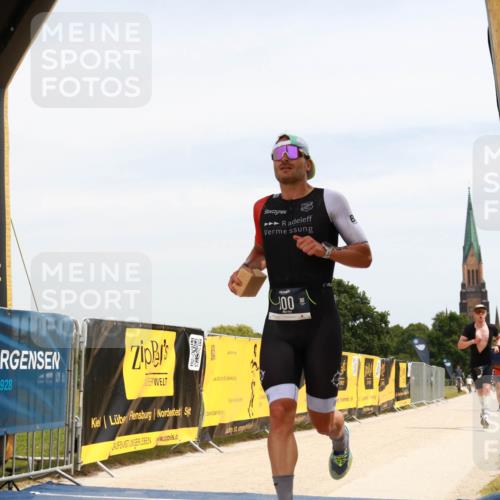 22.06.2025 - Viking Triathlon H.Heesch http://msf.ph/oto/8087689 22.06.2025 12:41:52 Laufen 2, 100 meine-sportfotos.de