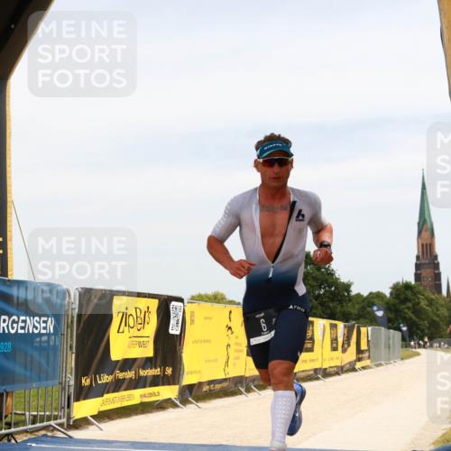 22.06.2025 - Viking Triathlon H.Heesch http://msf.ph/oto/8087697 22.06.2025 12:42:14 Laufen 6 meine-sportfotos.de