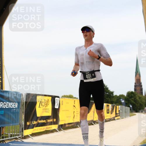22.06.2025 - Viking Triathlon H.Heesch http://msf.ph/oto/8087708 22.06.2025 12:43:56 Laufen 401 meine-sportfotos.de