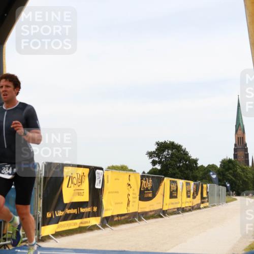 22.06.2025 - Viking Triathlon H.Heesch http://msf.ph/oto/8087715 22.06.2025 12:45:20 Laufen 384 meine-sportfotos.de