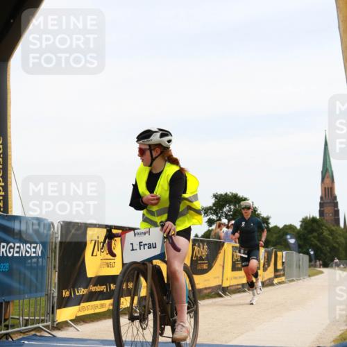 22.06.2025 - Viking Triathlon H.Heesch http://msf.ph/oto/8087718 22.06.2025 12:45:52 Laufen 15 meine-sportfotos.de