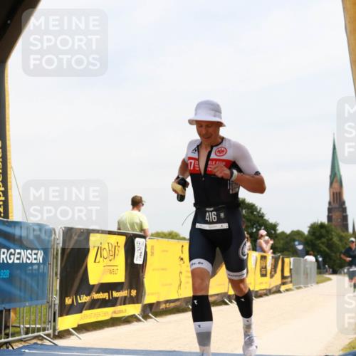 22.06.2025 - Viking Triathlon H.Heesch http://msf.ph/oto/8087831 22.06.2025 12:57:50 Laufen 416 meine-sportfotos.de