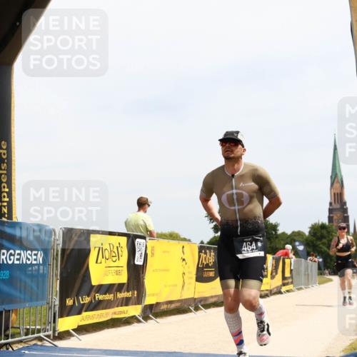22.06.2025 - Viking Triathlon H.Heesch http://msf.ph/oto/8087899 22.06.2025 13:03:51 Laufen 30, 464, 508, 510, 602 meine-sportfotos.de