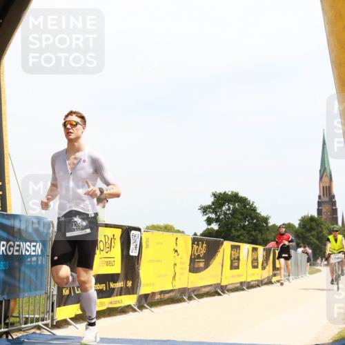 22.06.2025 - Viking Triathlon H.Heesch http://msf.ph/oto/8087917 22.06.2025 13:04:36 Laufen 1, 435, 527, 536, 641, 654 meine-sportfotos.de