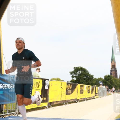 22.06.2025 - Viking Triathlon H.Heesch http://msf.ph/oto/8087953 22.06.2025 13:05:51 Laufen 40 meine-sportfotos.de